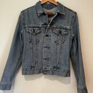 Vintage Levi's Denim Jacket - Womens Small